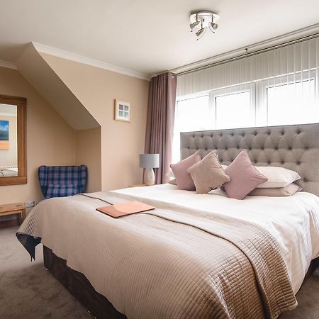 Jannel Bed & Breakfast Stornoway  Buitenkant foto