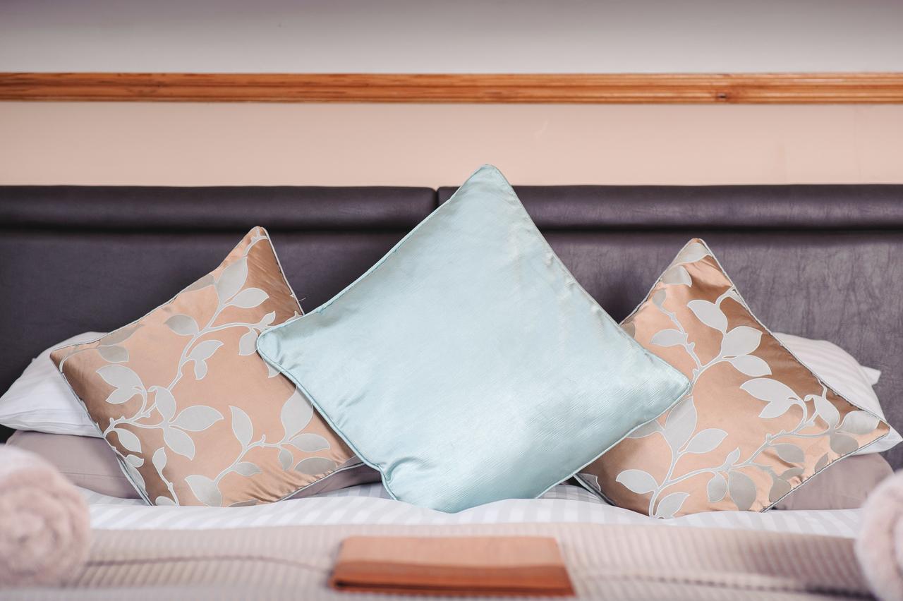 Jannel Bed & Breakfast Stornoway  Buitenkant foto