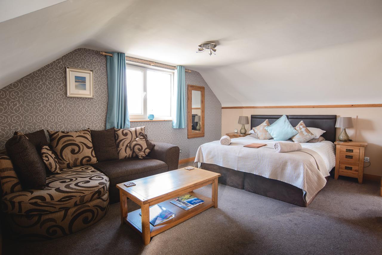 Jannel Bed & Breakfast Stornoway  Buitenkant foto